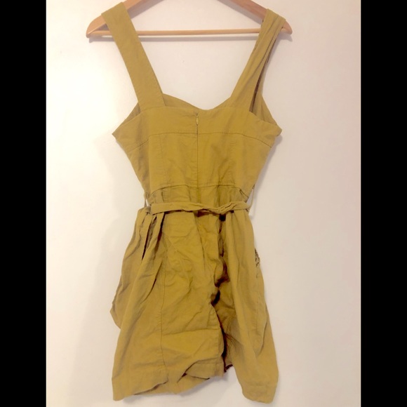 URBAN OUTFITTERS buckled dress - Picture 2 of 3